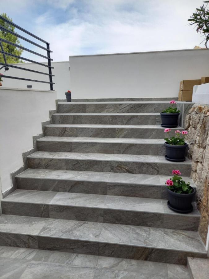 Apartment Senka Mali Losinj Exterior photo