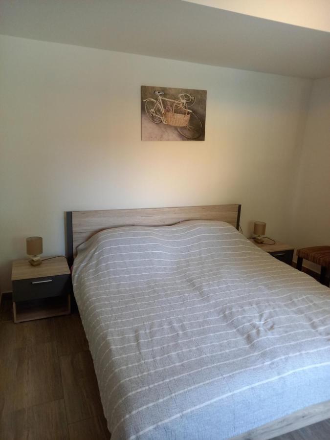 Apartment Senka Mali Losinj Exterior photo