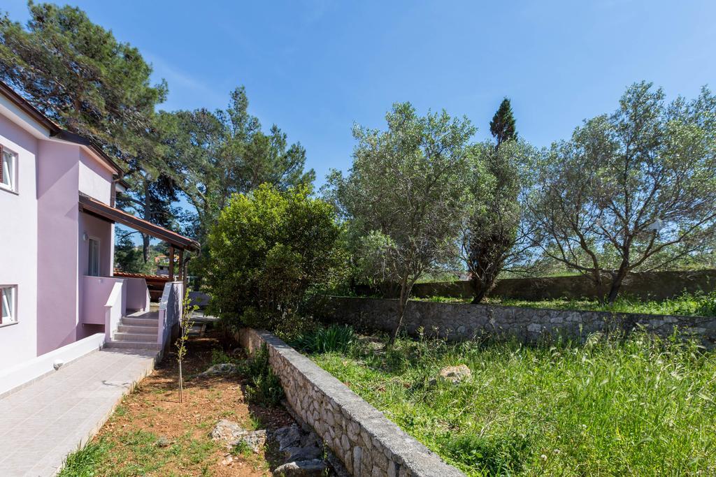 Apartment Senka Mali Losinj Exterior photo