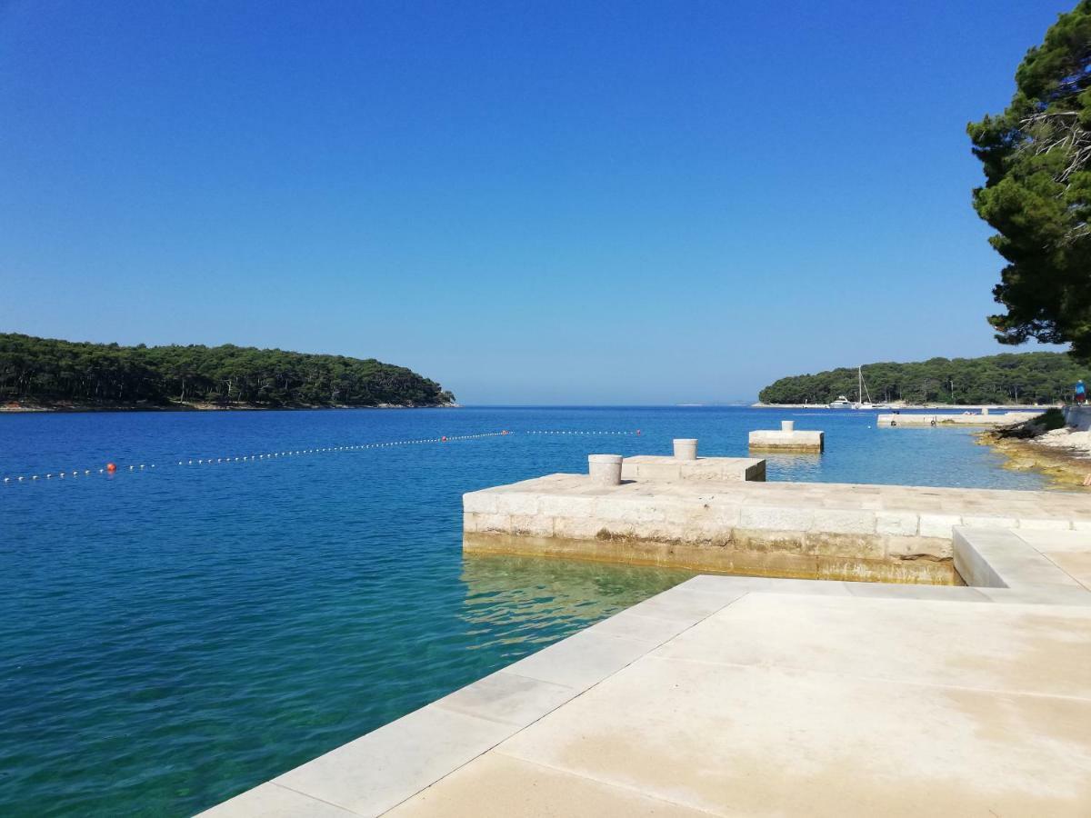 Apartment Senka Mali Losinj Exterior photo