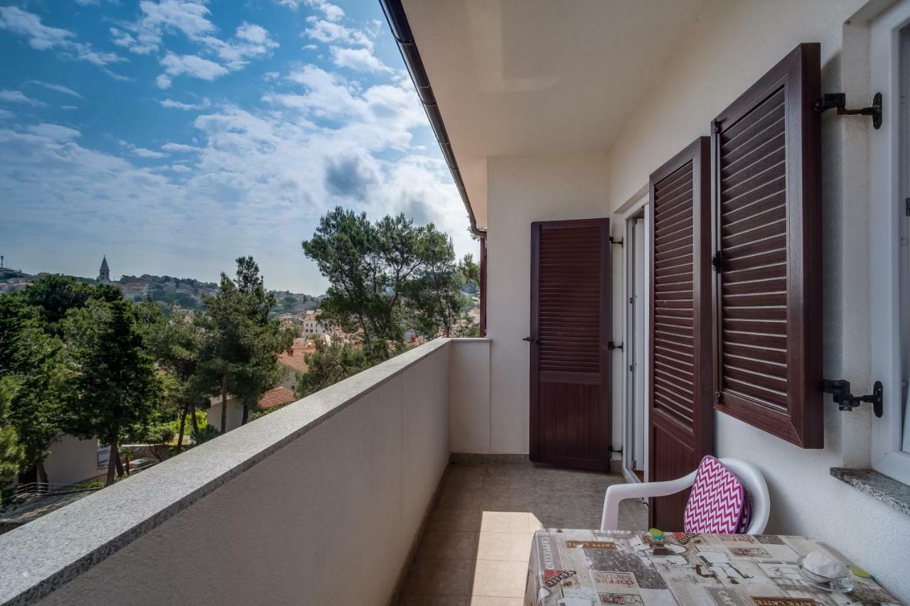 Apartment Senka Mali Losinj Exterior photo