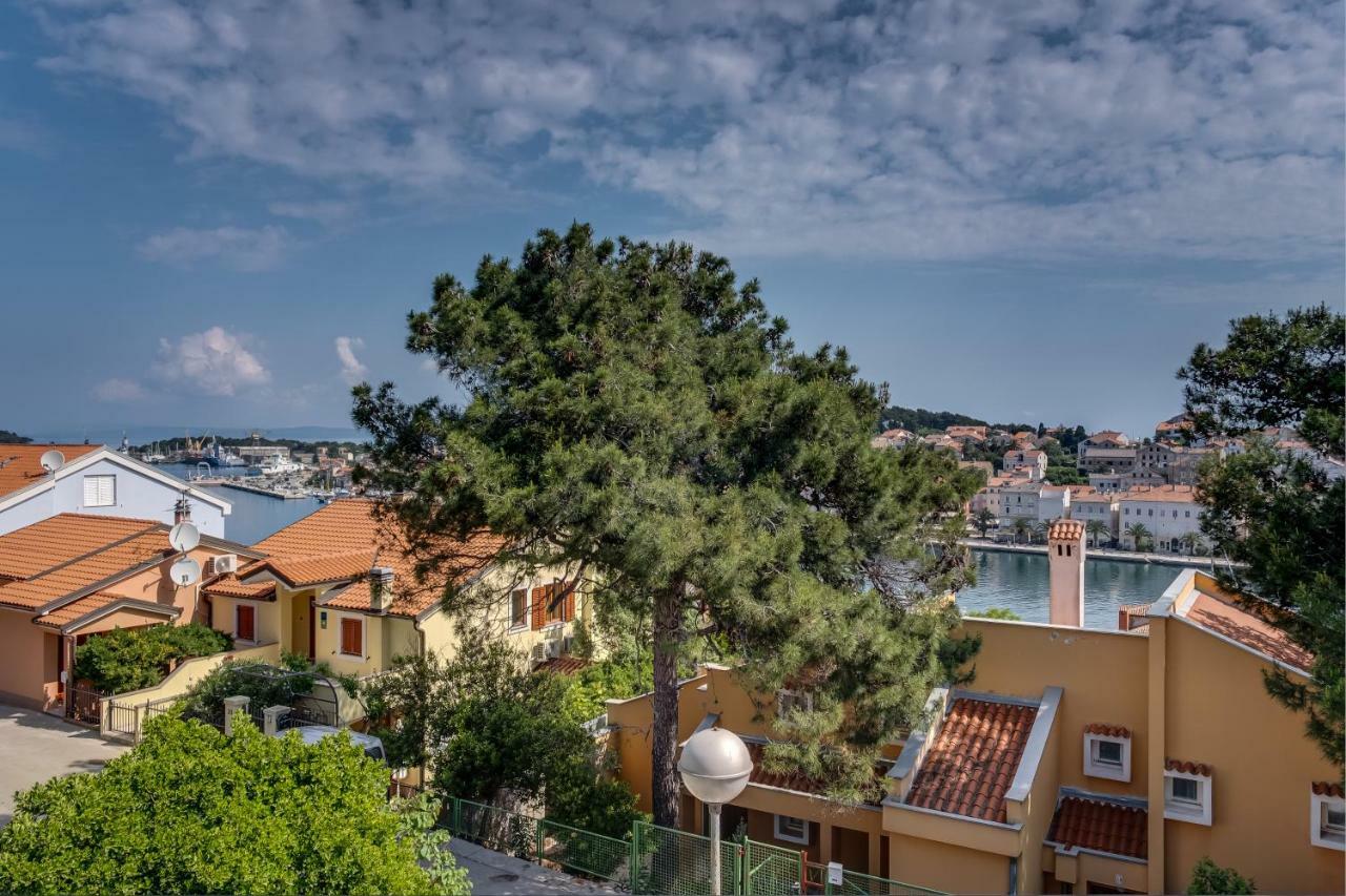 Apartment Senka Mali Losinj Exterior photo